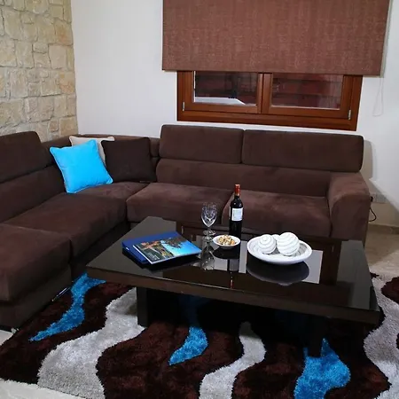 Villa Aphrodite Hills Junior Villas Junior J006 Air Conditioning 2 Bedrooms *